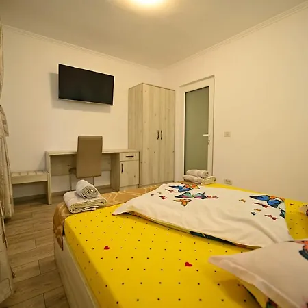 Apartment Trandafirilor Hateg